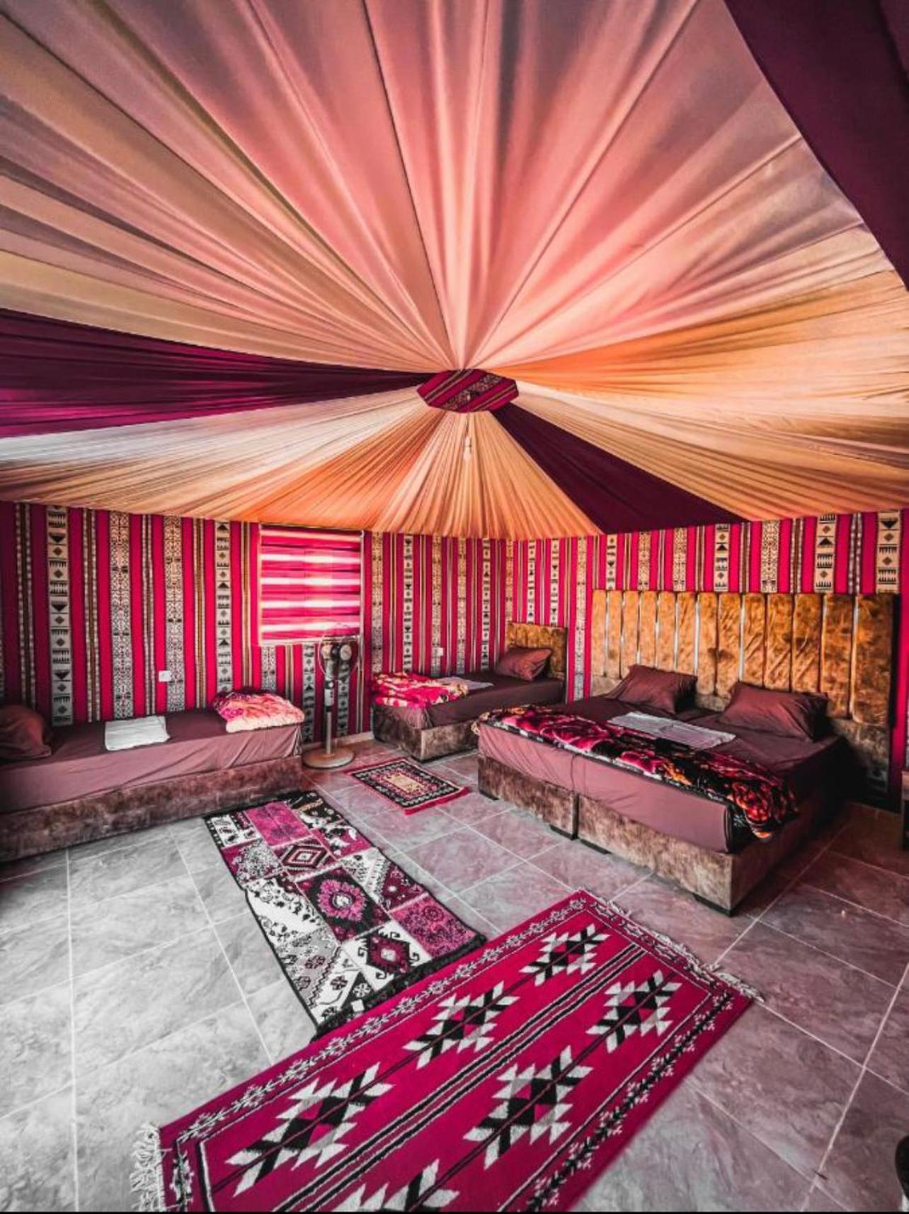 Rum Magic Luxury Camp Wadi Rum Eksteriør bilde